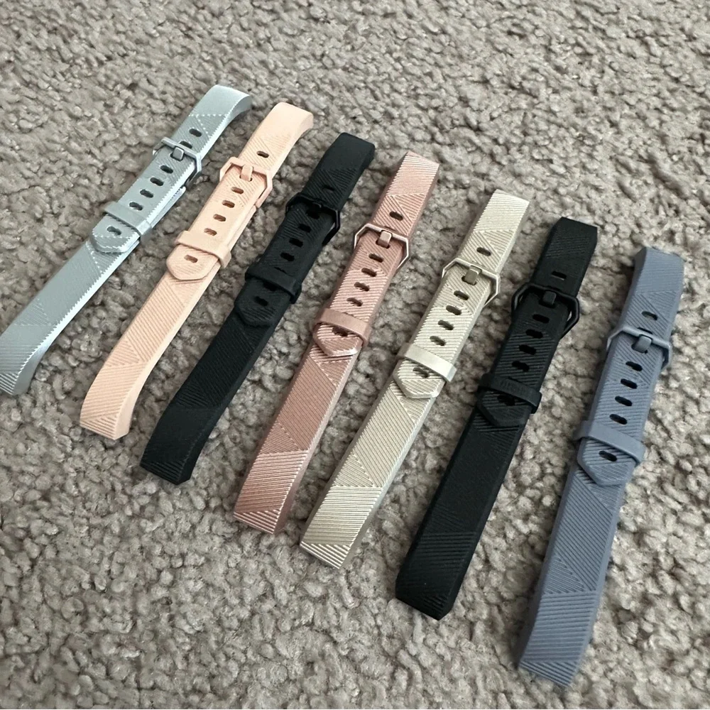 Interchangeable Silicone Rubber Fitbit Alta HR Band Strap Pack (Set of 7)